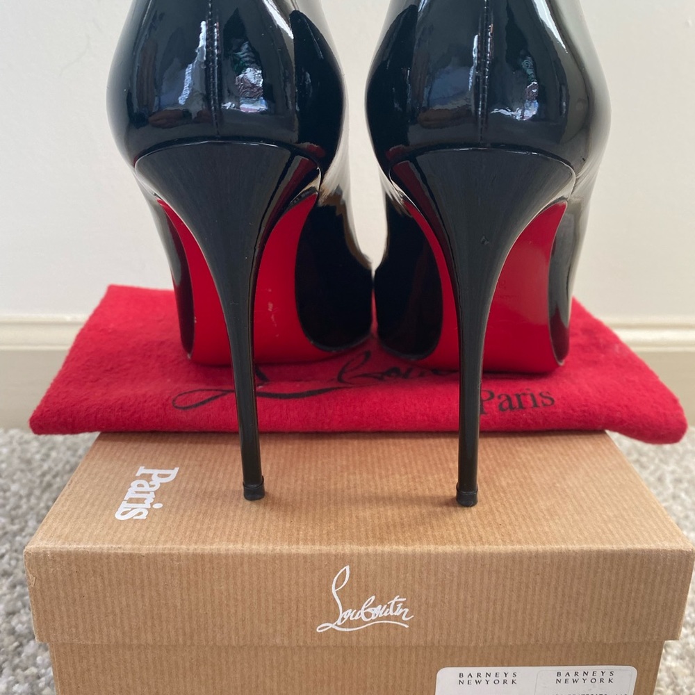 Louboutin Pigalle Follies - Black Patent Pumps 38.5 - Picture 2 of 10